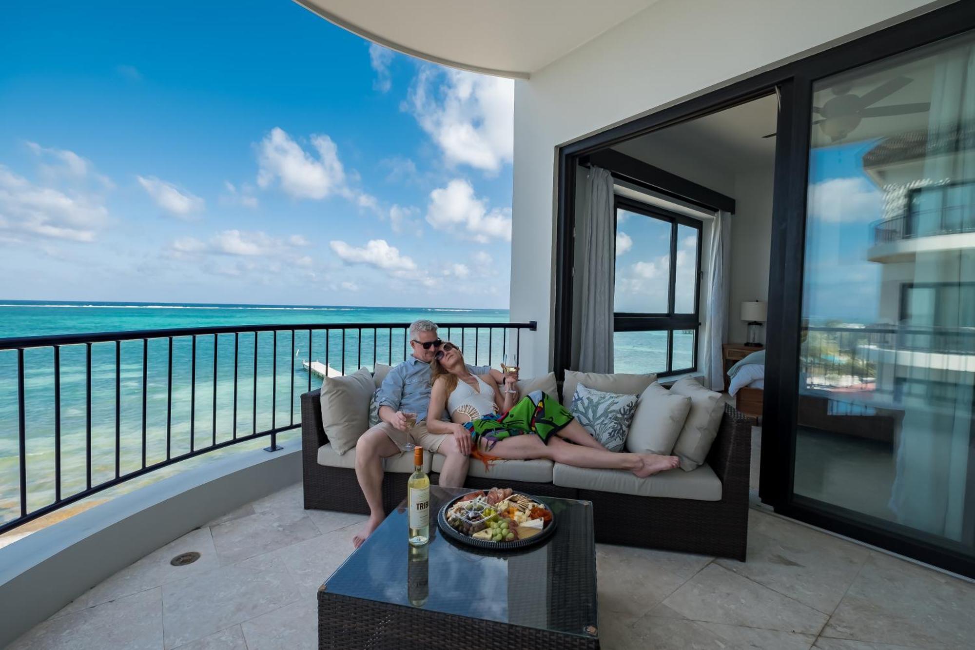 Diamante Beachfront Suites San Pedro (Ambergris Caye) Exterior foto
